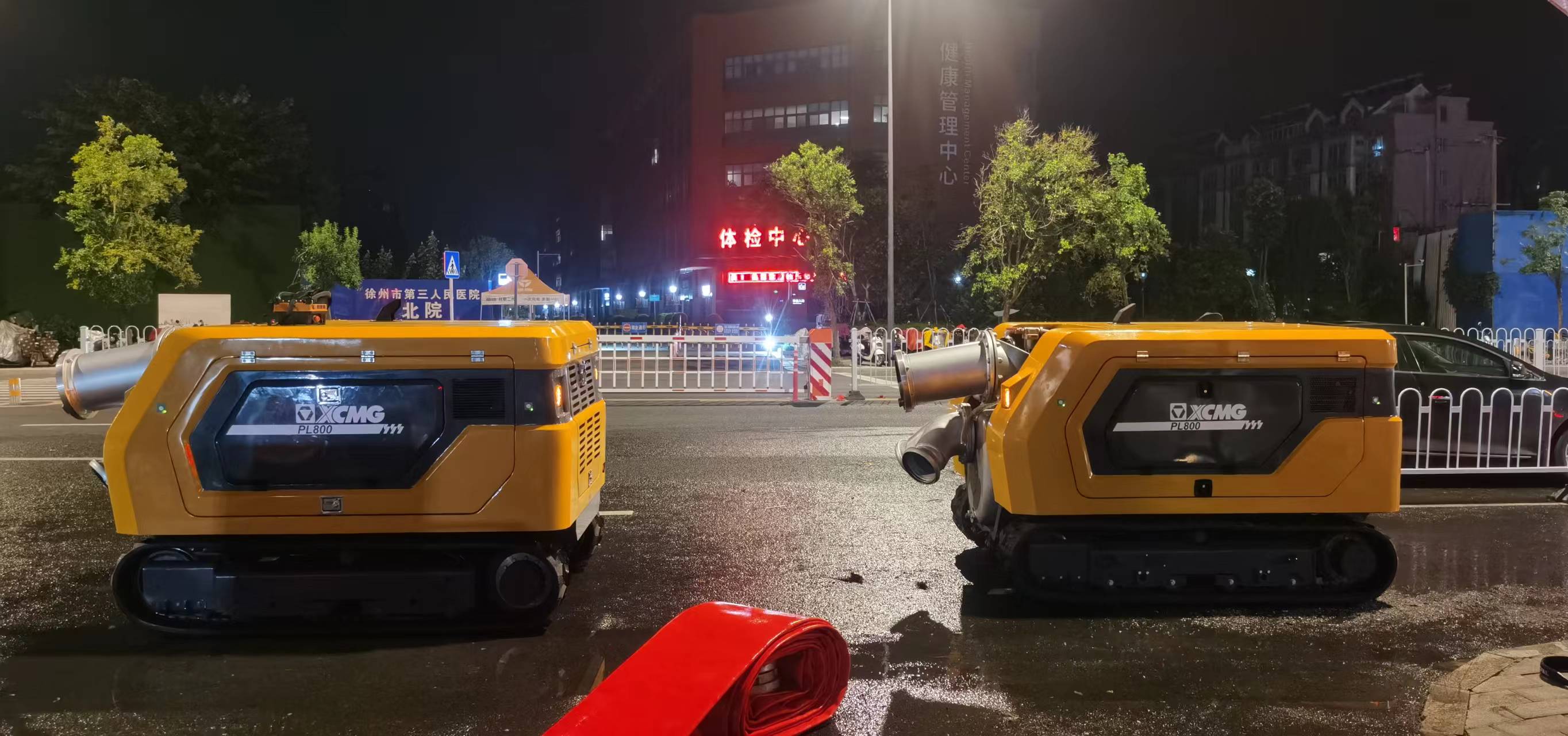 NG官网排涝机器人紧急驰援，多处涝区“治水先锋”