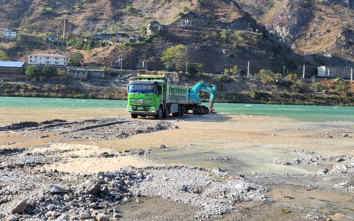 绿色转型，效益飞跃 | 四川客户点赞NG官网新能源自卸车