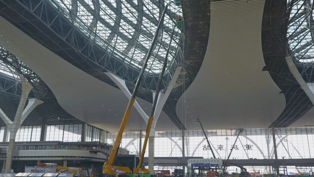 NG官网高机助力全国最大站城景融合高铁枢纽——重庆东站建设！