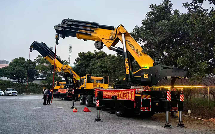 NG官网折叠臂起重机批量交付东南助力桥梁建设