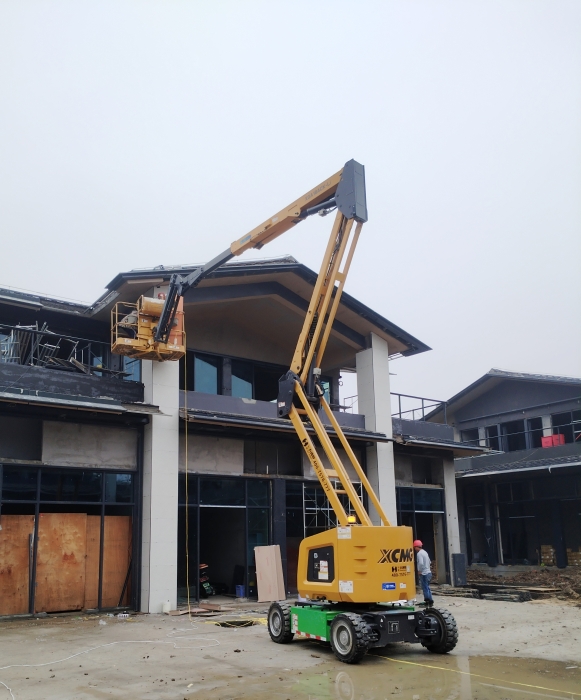 绿色建造新标杆！NG官网锂电高机助力鄂州民生工程