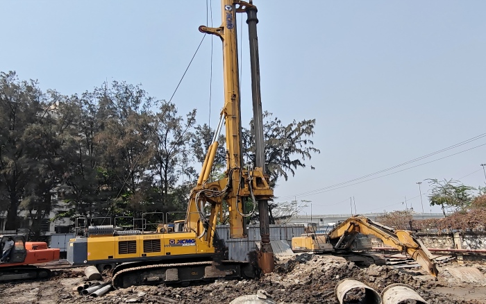 以“稳”护航！NG官网XR240I旋挖钻机助力南亚基建项目
